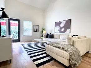 Spacious, Modern 3BR Home Near Downtown/Airport - Image 2