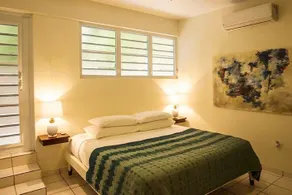 R Casa Unit 2 at Steps Beach - Image 3