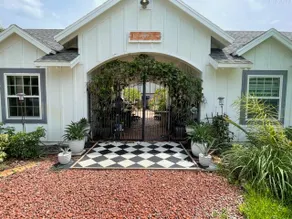 Chateau Soleil Island Estate - Image 2