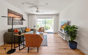 Desert Oasis - 105, Heated Pool, Walk to Old Town - Image 3