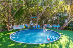 Xanadu: 12+BR/6BA On BEACH w/Elevator,2 Pools+Dock - Image 4