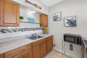 Sandy Toes & Salty Kisses- Sleeps 4 - Close Beach - Image 5