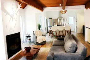 Mid Century Modern 5Br Sleep 10 Southcott Retreat - Image 2