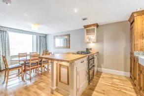 Cosy Cottage, Market Square View, Grade 2 Listed! - Image 3