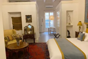 Palatial Flat inside Bright Duplex Penthouse - Image 5