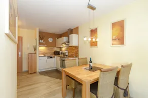 Apartment near the beach at the marina - Image 3