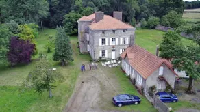 18th century Mansion - Near Marais Poitevin - Image 4