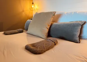 Salt Cabin - Luxury Romantic Retreat by the Sea - Image 3