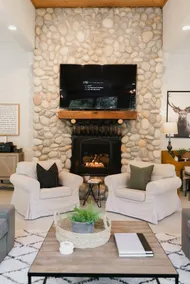 Modern Farmhouse in Wine Country. - Image 3
