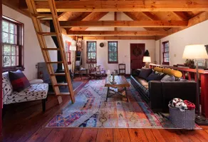 Cozy Hudson Valley Cabin, Fully Stocked w/ Wifi - Image 2