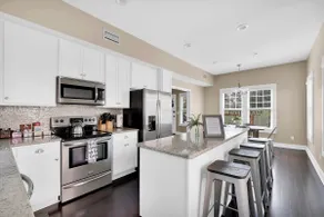 Cozy Riverside Home. Walking Distance To 5-Points! - Image 5