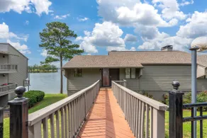 3BR Waterfront Paradise @ Southshore on Hamilton! - Image 3