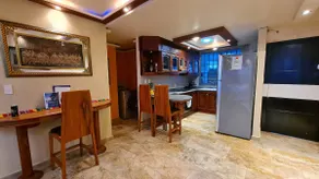 5* luxury Penthouse style/Free Breakfast! - Image 4