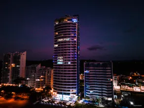 5* luxury Penthouse style/Free Breakfast! - Image 2
