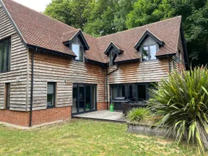 Hidden Gem Barn Home | Luxury Living | Min to City - Image 5
