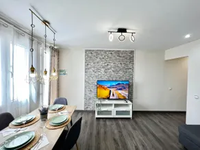 ☘️Amazing apartment☘️ with LARGE BALCONY - Image 3