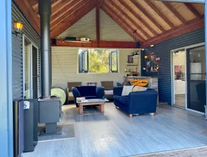 Brett's Rest Nel - Image 2
