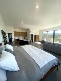 Sunrise Studio - panoramic views - Image 3