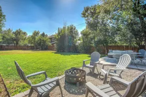 Walk Downtown | Hot Tub | King Bed | Fire pit - Image 2