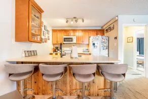 Top Floor Condo Steps From Free Shuttle w/Hot Tub - Image 2