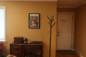 Cozy Matthew's Beach Home in Seattle - Image 5