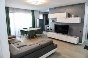 Cherr Residence - Image 2