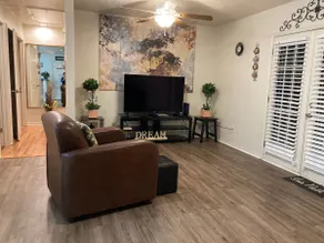 The Other Cozy Home in Aggieland Normand - Image 5