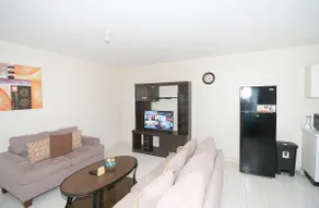 Monthly King Suite Apartment With Kitchen, Hot Water, AC & Balcony - Image 3