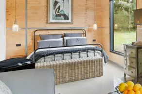 Shed ONE @ 3BlackSHEDS - Luxury Couple Getaway - Image 2