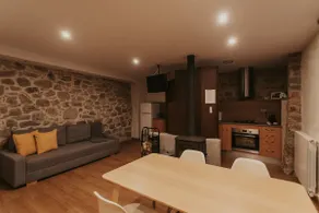 Romantic apartment with fireplace and jacuzzi - Image 5