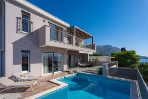 Nuovo di zecca! Villa Antares con 4 camere con bagno, una piscina privata con massaggio - Image 3