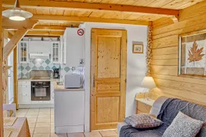 cozy and quiet cottage-style private apartment - Image 2
