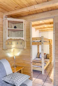 cozy and quiet cottage-style private apartment - Image 4