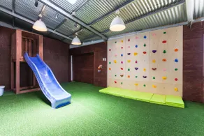 Itoman/Near best kept secret beach/Kids' garage - Image 4