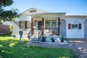 Bright & comfy 3 bed home close to stadium/airport - Image 2