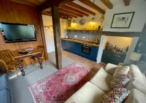 Stable Cottage, Mocktree Barns, nr Ludlow - Image 2