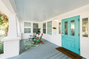 Sprawling 5BR Bungalow Home Perfect for Groups - Image 4