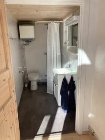 Guest house on Orust with saltwater swimming, beach and lake cabin - Image 4