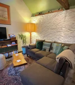 Kit Cottage, Mocktree Barns, nr Ludlow - Image 3