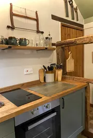 Kit Cottage, Mocktree Barns, nr Ludlow - Image 5