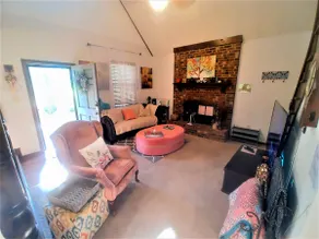 Make Casa Cabina Your Next Vacation Rental - Image 4