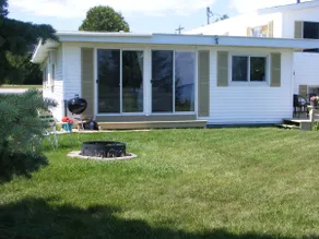 The Bhombay Beach House on Sandy Lake Huron~! - Image 2