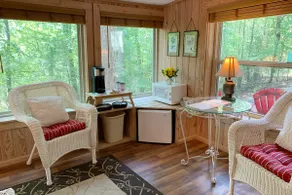 Romantic Starlight Cottage In The Woods - Image 5