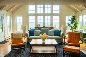 The Honeycrisp House at Beak & Skiff - Image 4