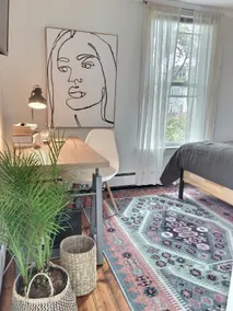 Petit Pad Atop Munjoy Hill+Steps to Eastern Prom! - Image 4