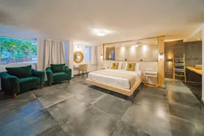 Villa Monroe by Villa Plus - Image 3