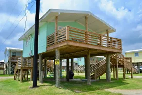 Larger Cottage - Blue Dolphin Inn and Cottages - Image 2