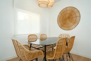 Free parking and comfort, just a few steps away from everything - Image 3