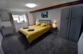 'The Granary' in glorious Devon countryside, sleeps up to 4 people - Image 4