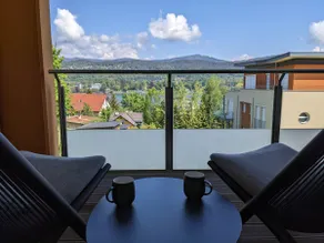 Apt. with direct lake access and pool in Velden - Image 2